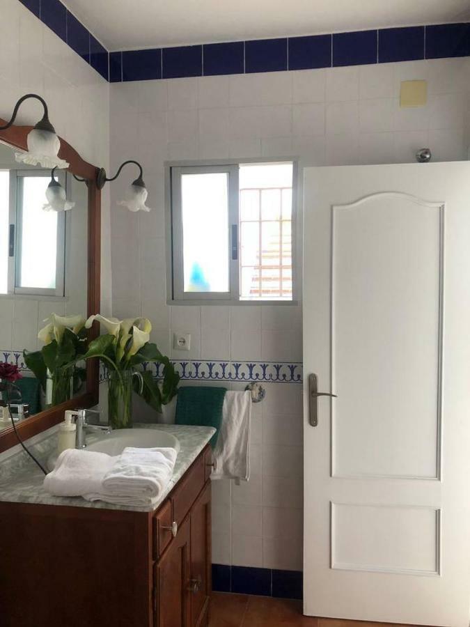 Casa Rural La Luna Guest House Almodovar del Rio Ngoại thất bức ảnh
